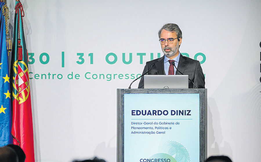 Eduardo Diniz, detalhou no congresso os quatro eixos do plano, financiado por PT2030, Fundo Ambiental e Banco de Fomento, com foco em capacitação, infraestruturas, produção sustentável e crédito ao setor.