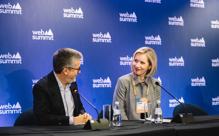 Carlos Moedas Upwork  Hayden Brown