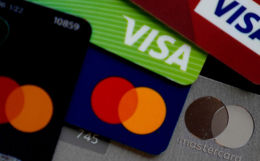 A Mastercard e a Visa têm apostado no setor dos criptoativos para não perderem a corrida aos ativos digitais.