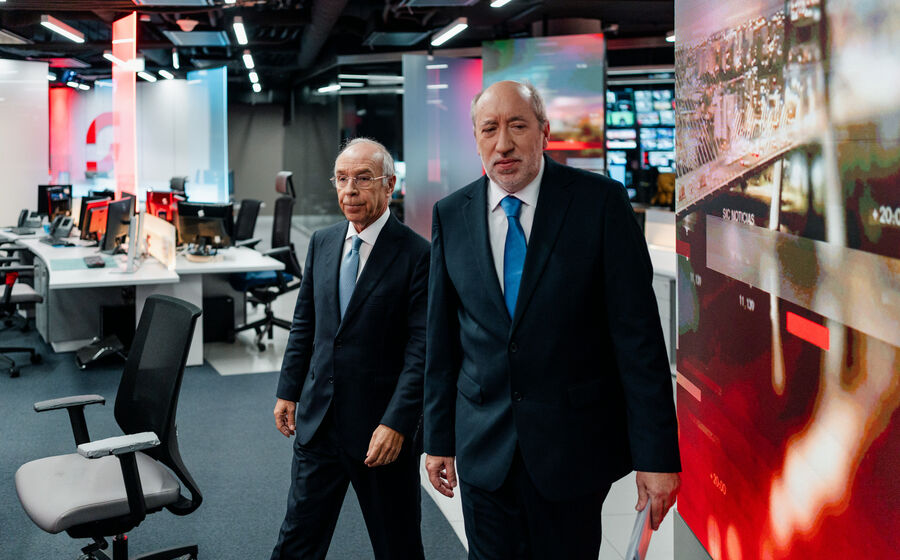 Marques Mendes e António Filipe discordam em debate televisivo na SIC sobre temas nacionais