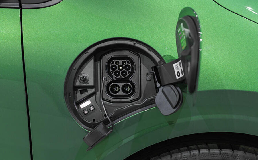 Vendas de carros elétricos atingiram recorde em 2025. Foram comercializadas mais de 52 mil unidades.