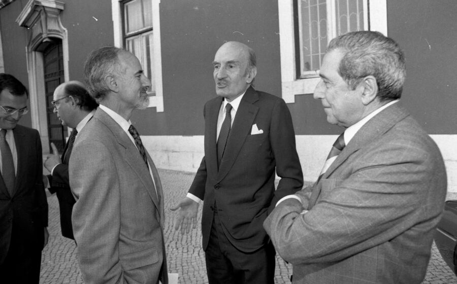 Empresários que regressaram após a nacionalização, à exceção do grupo Espírito Santo.