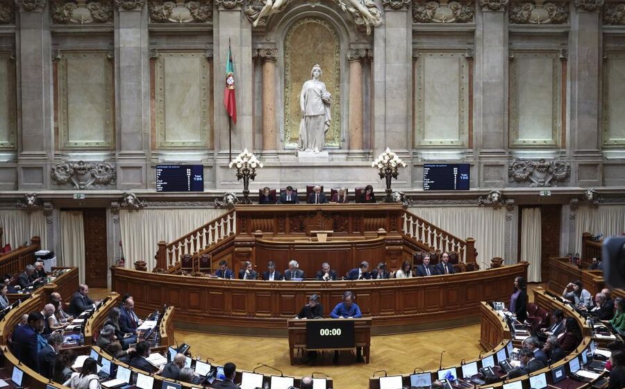 Parlamento retoma votação do Orçamento para 2026