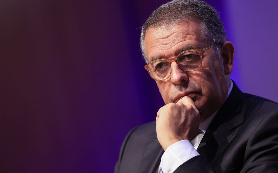 José Seguro recebe apoio de Carneiro e César para as presidenciais