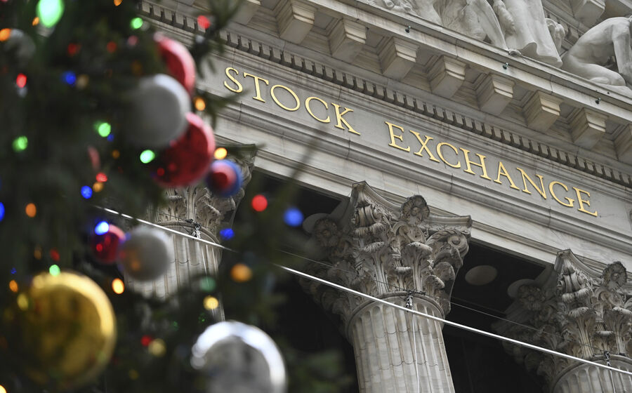 O índice S&P 500 valoriza na época natalícia três em cada quatro anos.