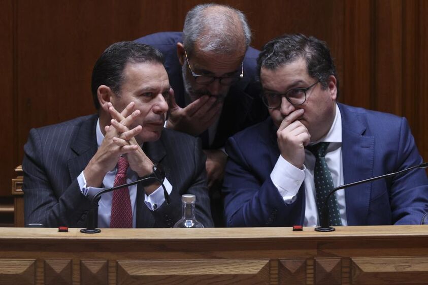 OE 2026 aprovado em votação final global com a abstenção do PS