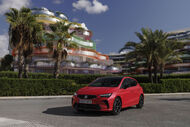 Seat Ibiza e Arona renovados são revelados em Ibiza, no aniversário da marca.
