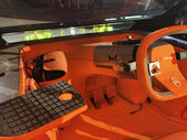 Interior laranja do Citroën ELO, um laboratório de ideias para a marca