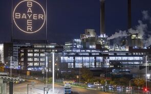 Em 2025, a Bayer teve efeitos extraordinários negativos de 6.185 milhões de euros