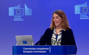 UE aplica multa de 120 milhões a rede social X de Musk 