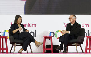 Participantes conversam num painel do Millennium Estoril Open