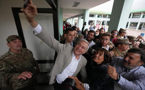 Chile vira à direita com vitória de Kast para novo Presidente