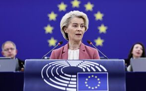 Ursula von der Leyen pede aprovação rápida de planos para Defesa 