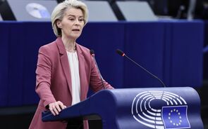 Ursula von der Leyen discursa no Parlamento Europeu
