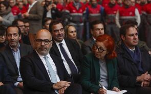 Pinto Luz diz que 'não há autoestradas grátis'.