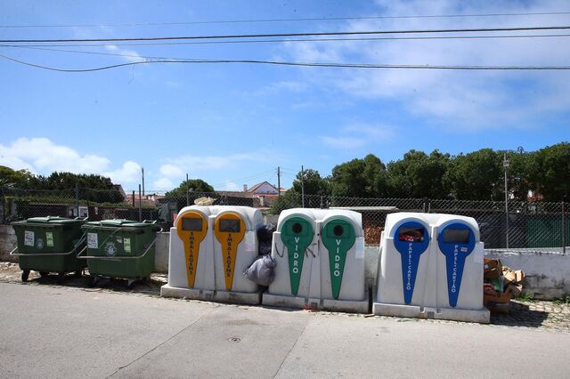 Setor dos resíduos está a aderir em massa à greve geral, diz sindicato