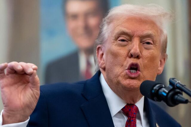 Trump exige indemnização de 10 mil milhões de dólares à BBC