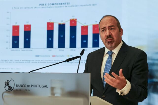 Álvaro Santos Pereira anuncia nova taxa sobre a banca para cobrir custo da supervisão