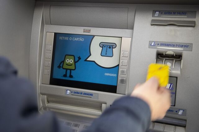 Transferências bancárias 'normais' só vão ser processadas a 29 de dezembro