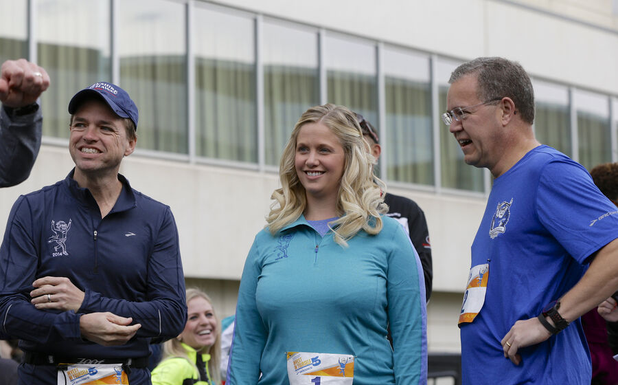 Os 'três T' em 2014. Todd Combs, Tracy Britt Cool e Ted Weschler (da esquerda para a direita) eram os protegidos de Warren Buffett.