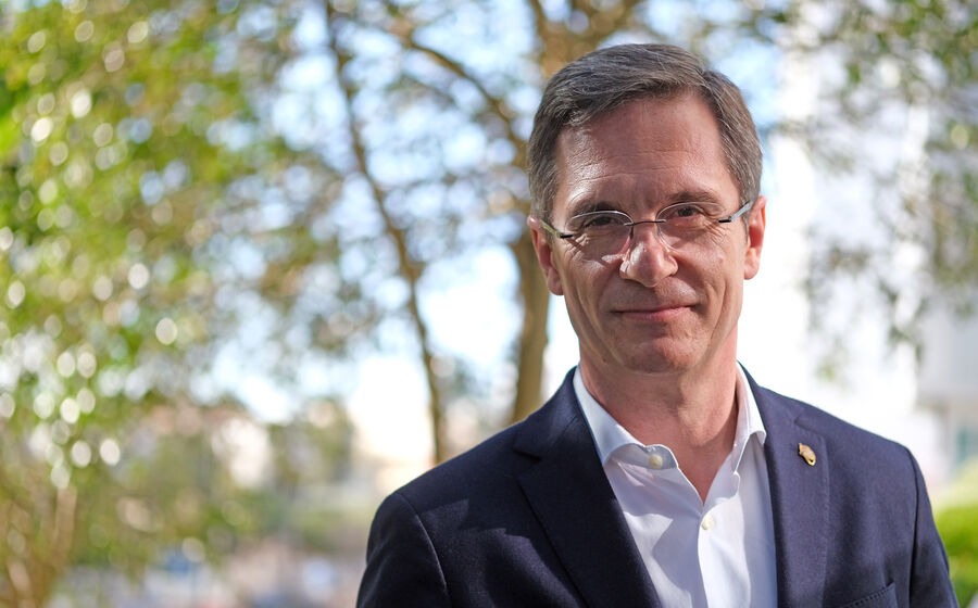 António Coutinho destaca o papel da energia como motor da reindustrialização e defendeque Portugal tem condições para assumir uma posição competitiva na transição energética.