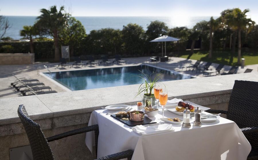 O Grande Real Villa Itália Hotel, em Cascais, foi uma das escolhas da Condé Nast