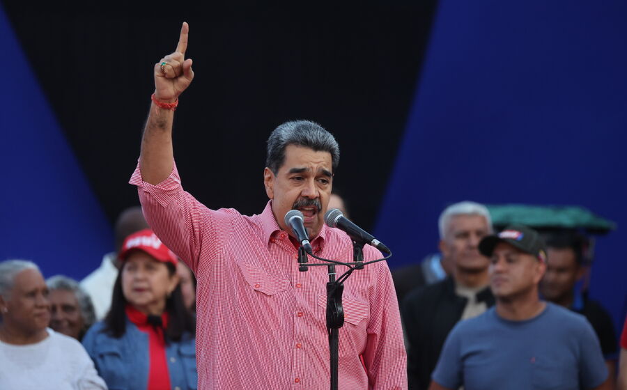 Maduro alerta para impacto do bloqueio dos EUA na economia venezuelana