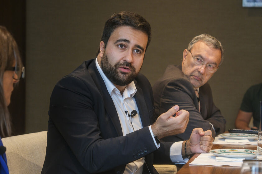 Empresas portuguesas como Brisa e Galp investem em IA para eficiência e novos modelos de negócio