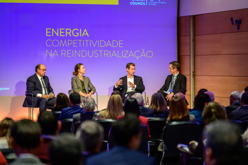 Debate sobre a Energia como força de competitividade.
