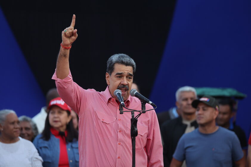 Maduro alerta para impacto do bloqueio dos EUA na economia venezuelana