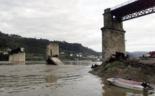 A ponte de Entre-os-Rios caiu a 4 de março de 2001 causando a morte a 59 pessoas.