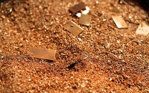 Cobre, ouro e prata em máximos históricos. Metal vermelho é nova alternativa