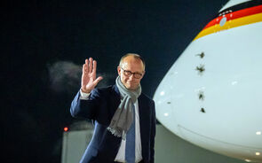 Merz propõe missão da NATO no Ártico para aliviar tensões com EUA