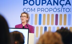 Maria Luís Albuquerque fala sobre a poupança com propósito.