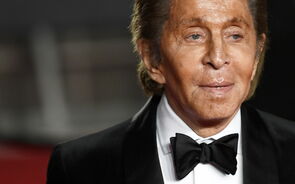 Valentino Garavani, fundador da marca Valentino, faleceu aos 93 anos