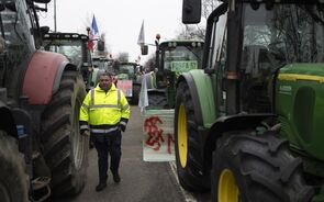 Agricultores protestam em Estrasburgo contra a reforma da PAC e acordo Mercosul
