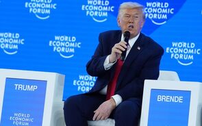 Trump discursa no Fórum Económico Mundial e fala sobre Gronelândia e Ucrânia