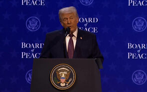 “Estamos a abrir o país às nossas gigantescas empresas petrolíferas”: Trump comenta relação comercial com a Venezuela   