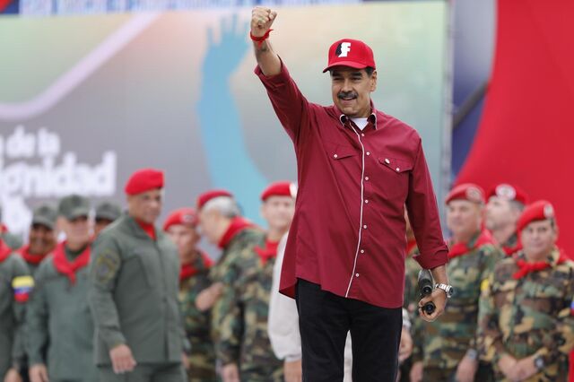 Nicolás Maduro diz-se pronto para falar sobre petróleo e acordos económicos com EUA