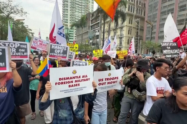 Manifestantes saem à rua em Manila em protesto contra ataque dos EUA à Venezuela