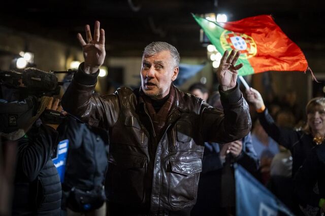 Cem personalidades do PSD e CDS lançam manifesto de apoio a Gouveia e Melo