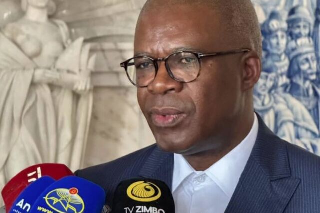 Economia angolana deve crescer 3,5% em 2026, inflação nos 13,5%, estima banco central