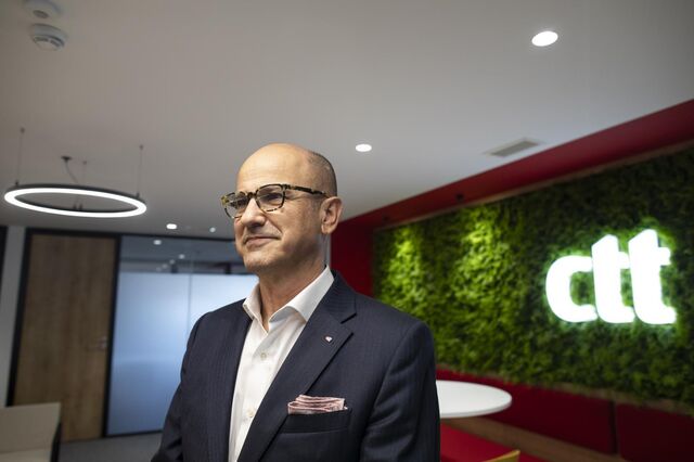 João Bento: “Teria pena de viver num país sem um serviço público de correio”