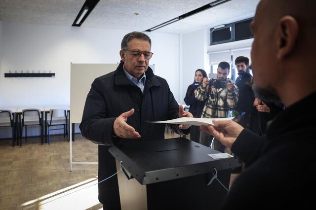 Sondagem Intercampus: Seguro à frente com 31,6% e bate-se com Ventura na segunda volta