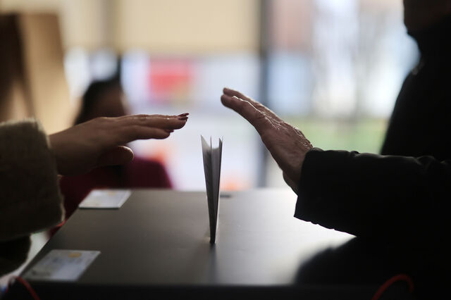 Voto útil dá força a Seguro e Ventura estabiliza eleitorado