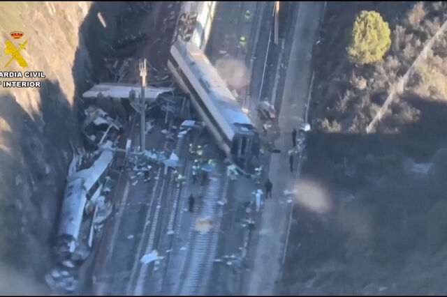 Governo sem conhecimento de vítimas portuguesas entre os 39 mortos em acidente em Espanha