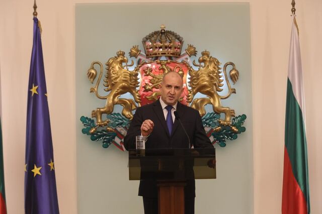 Depois da queda do Governo, Presidente da Bulgária anuncia demissão