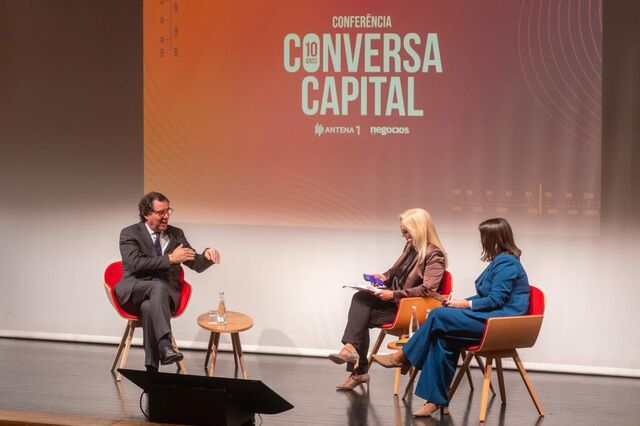 “Juntámo-nos aos espanhóis” na corrida à gigafábrica de IA, revela Castro Almeida