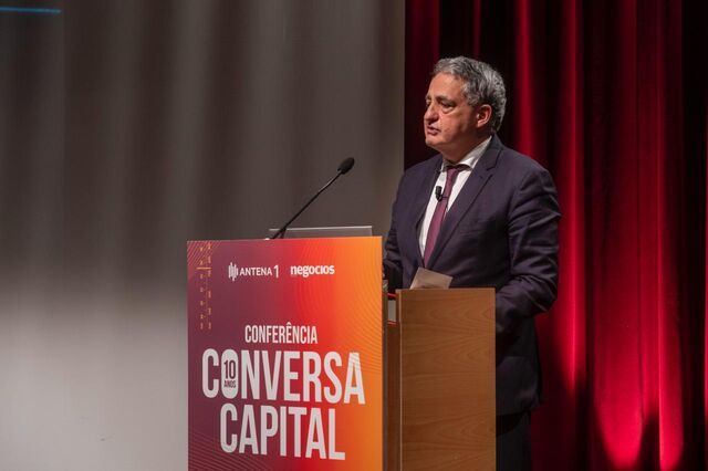 Tarifas, cisnes, elefantes e medusas. Os alertas de Paulo Macedo