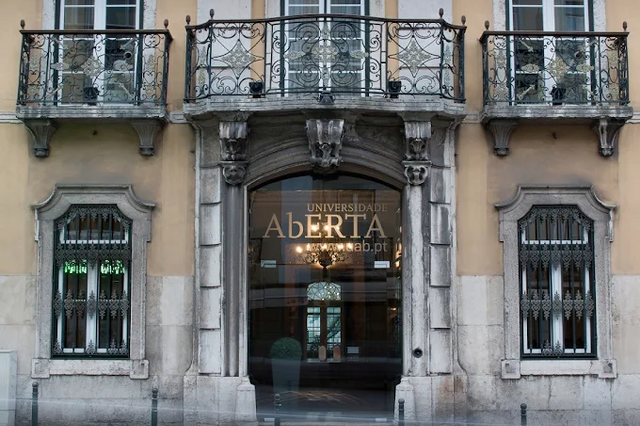 Universidade Aberta vai criar polo para empresas nas novas instalações
